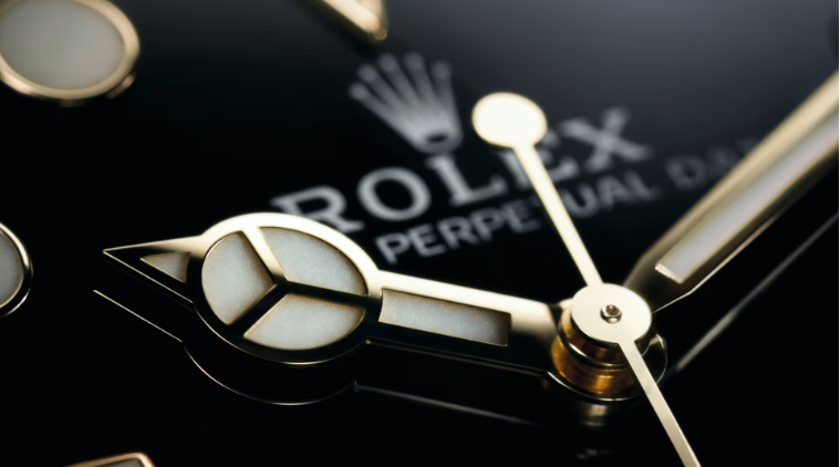 Yacht-Master | Gold With Black Dial